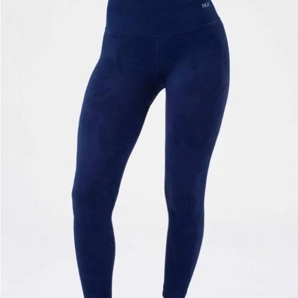 Nux Thrive Texture Legging - Picture 1 of 3